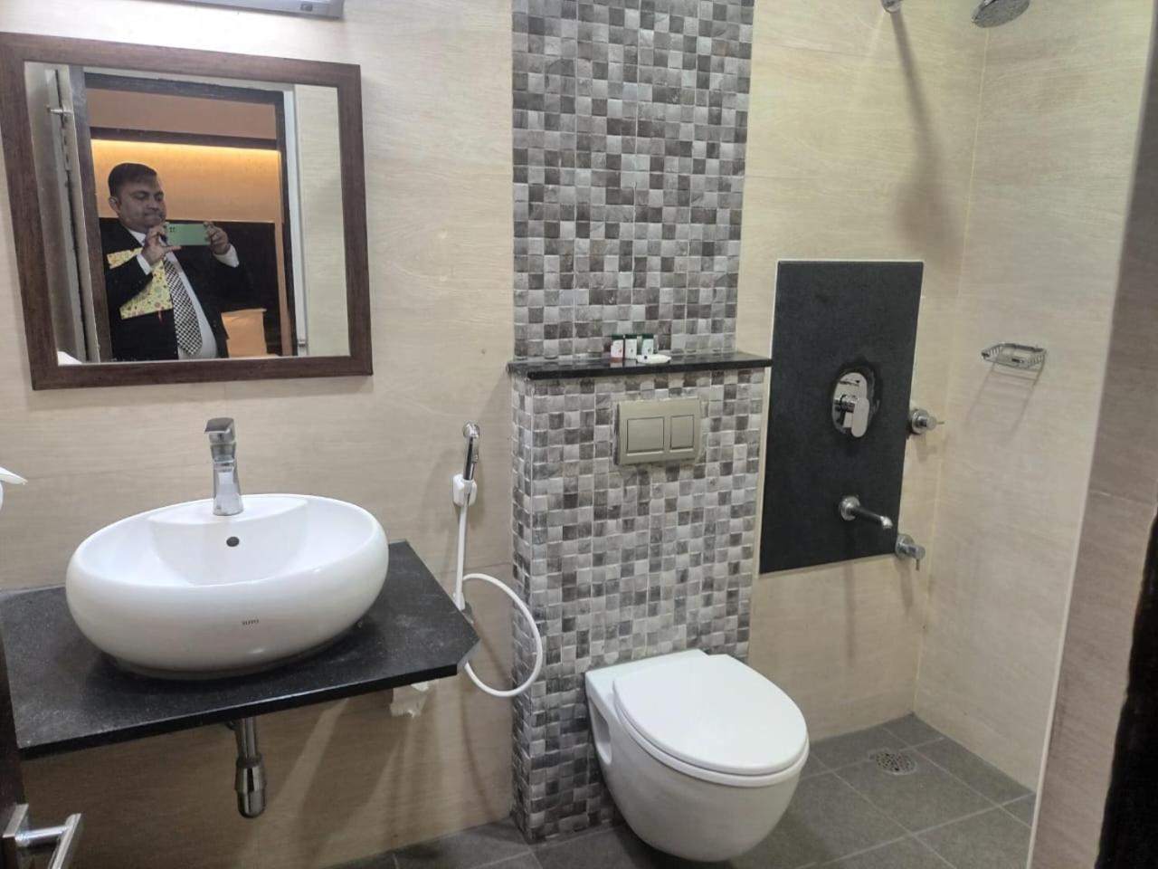 Bngv Mystic Premier Hotel Bangalore Habitación foto